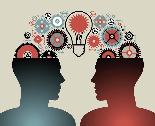Representación gráfica de dos mentes conectadas mediante ruedas dentadas