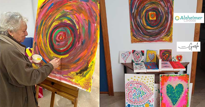 Mujer pintando en el Espacio Arte, un proyecto de la Asociación Alzheimer Córdoba.